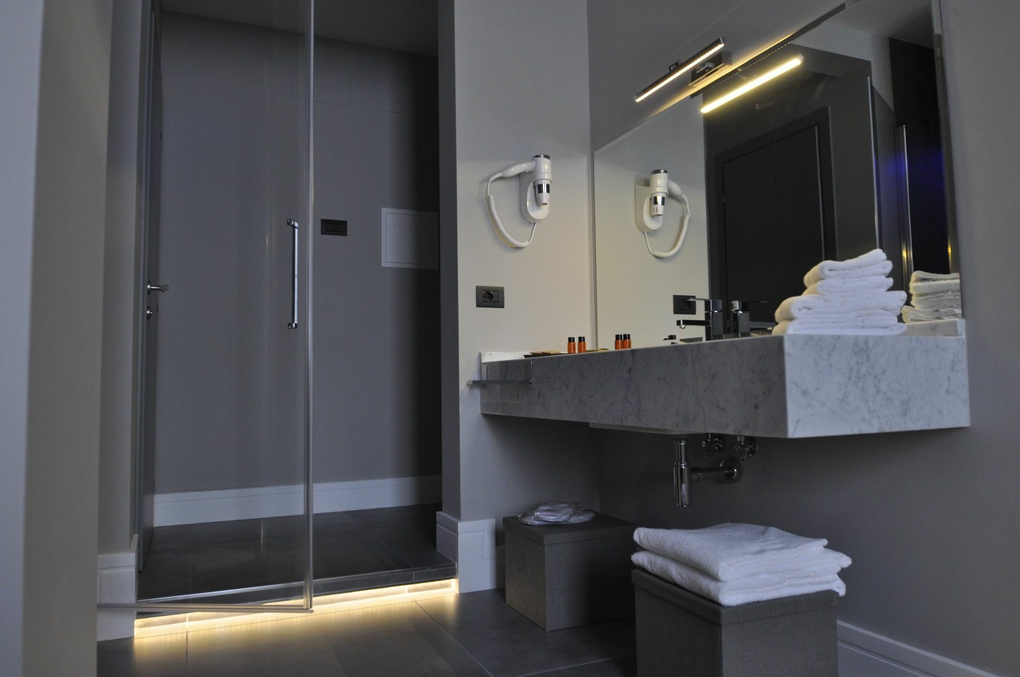 Place 24 Suites&Wellness Rzym Zewnętrze zdjęcie